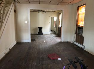 100 S 6th St, Darby, PA 19023