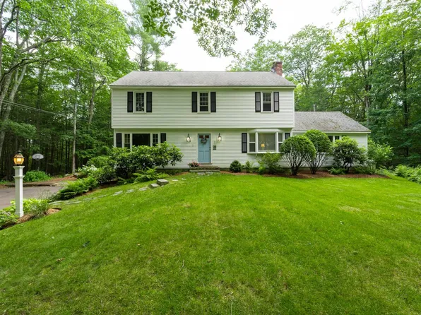 28 Woodland Drive, Amherst, NH 03031
