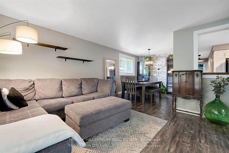 Kitchener House for rent - 4 Bedrooms — photo 5