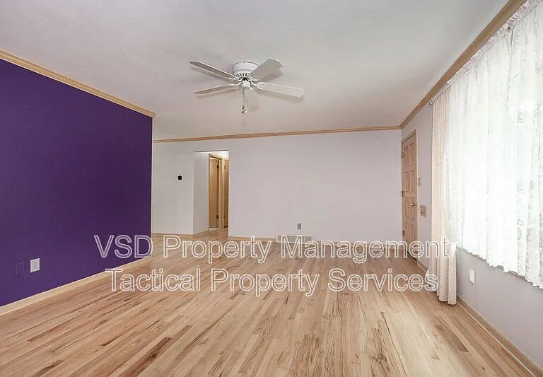6188 Cabrini Ln — Photo 25