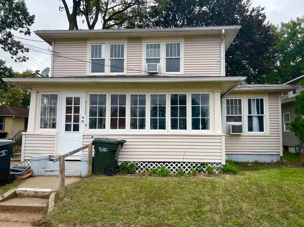 3113 Pleasant St, South Bend, IN 46615