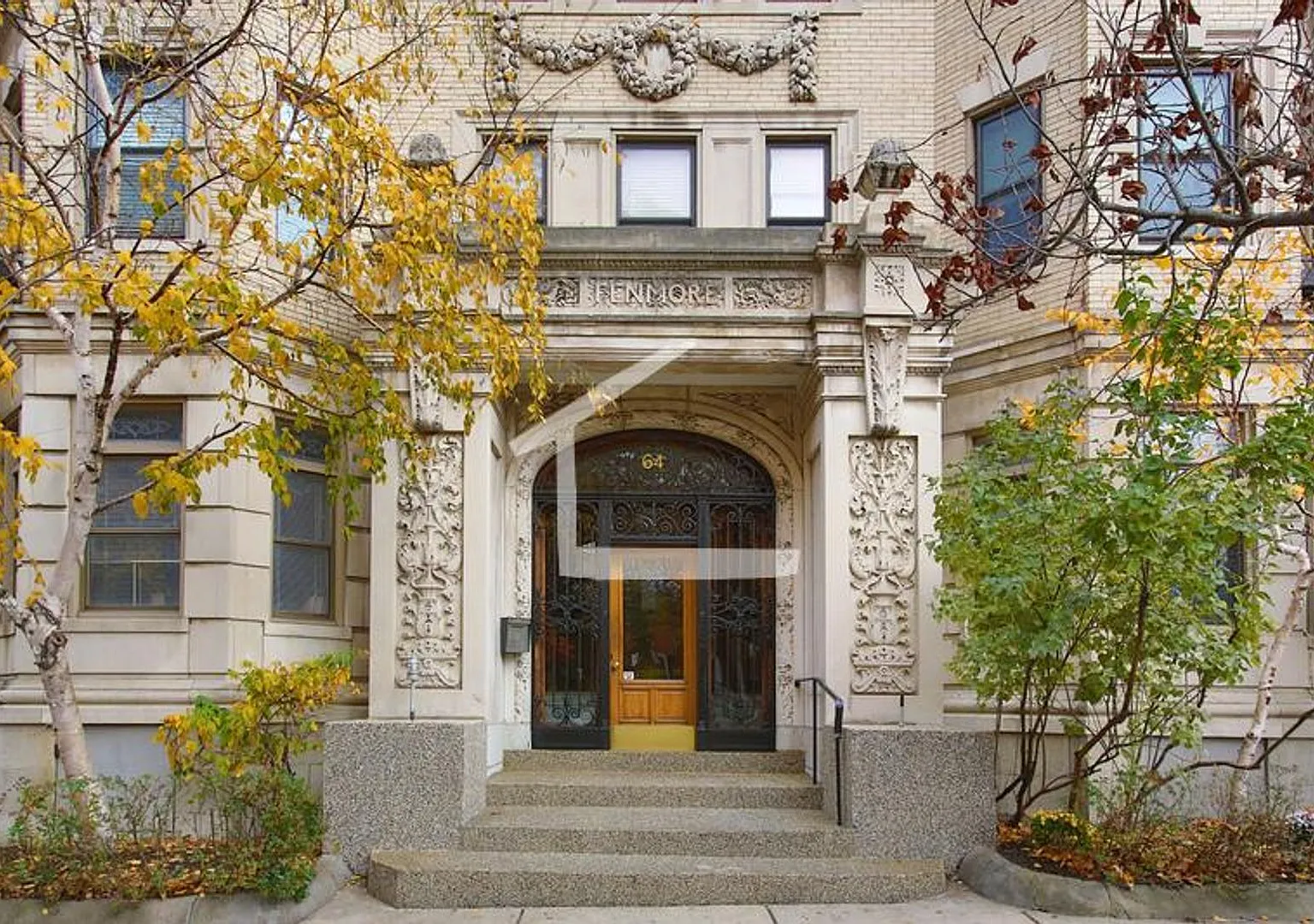 Nicely renovated 1 bed split in Fenway for 9/1/2026! — Photo 2