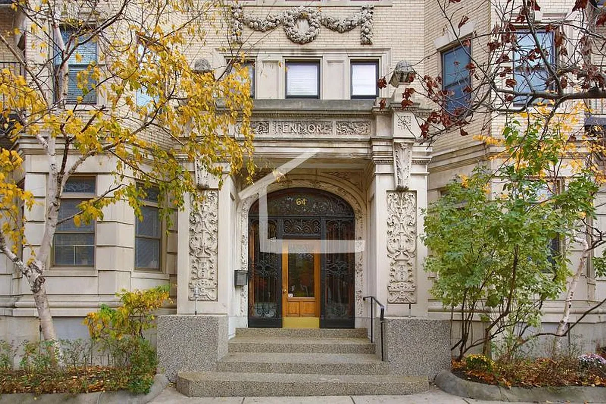 Building Photo - 64 Charlesgate E #19