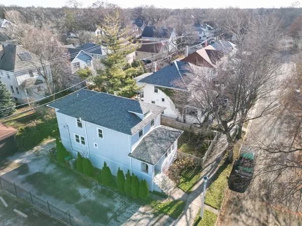 512 Carpenter Ave, Oak Park, IL 60304