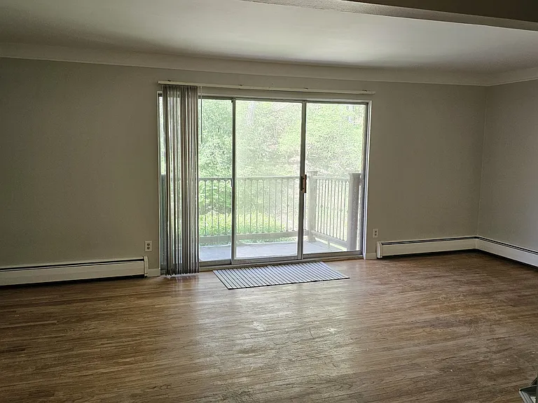 1253 Island Dr #202 — Photo 1