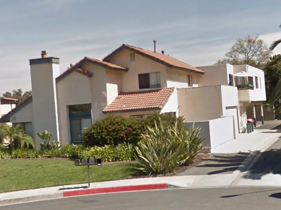 120 Avenida Las Brisas #B