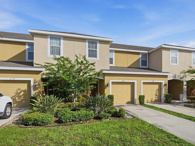 7031 Woodchase Glen Dr — Photo 1