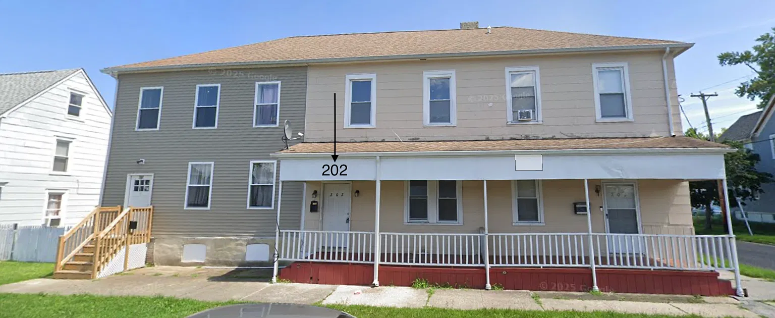 202 Cincinnati Ave — Photo 1