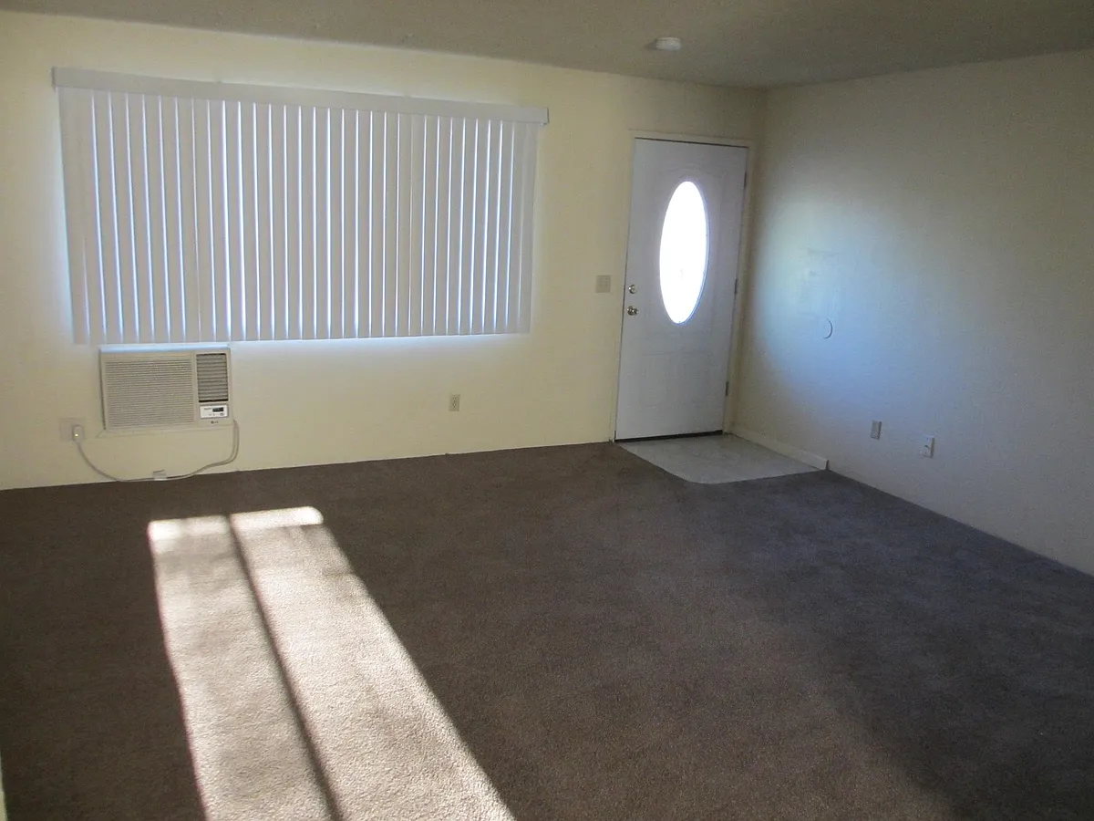 Building Photo - 750 Yuba St #13