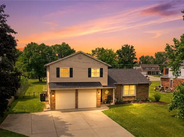 8277 Meadowlark Dr, Carlisle, OH 45005