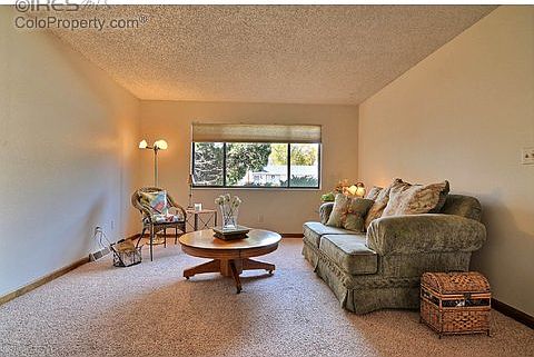 5th image of 3206 Claremont Ave