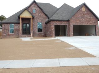 405 Angel Falls Ln, Springdale, AR 72762