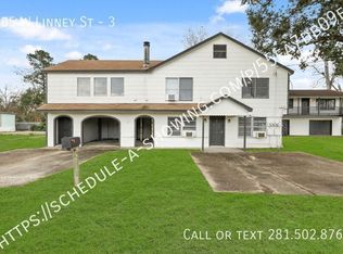 105 W Linney St #3, Dayton, TX 77535
