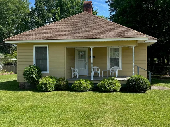 105 E East St, Erwin, NC 28339