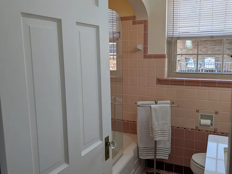 6201 Lisbon Ave #2B — Photo 14