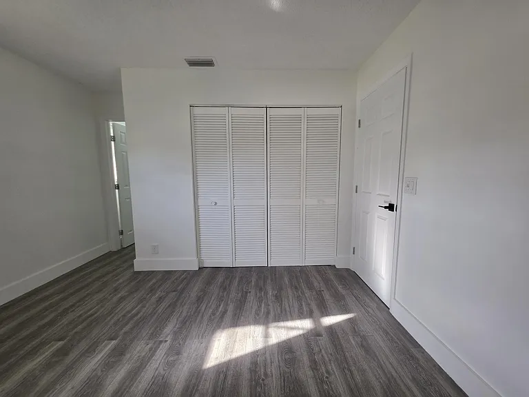 718 Whippoorwill Ln — Photo 30