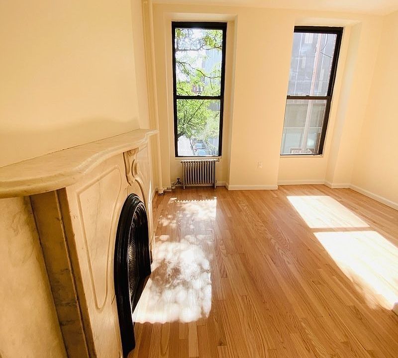 1st image of 13 E 7th St #1A