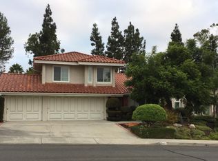 1210 Countrywood Ln, Vista, CA 92081