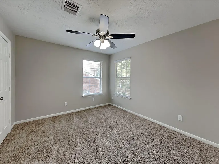 1211 Atlanta Dr — Photo 24