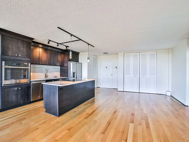 1088 Delaware Ave #13B — Photo 13