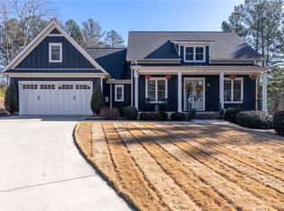 613 Aqua View Dr, Seneca, SC 29672