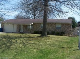 729 Greenwood Dr, Canal Fulton, OH 44614
