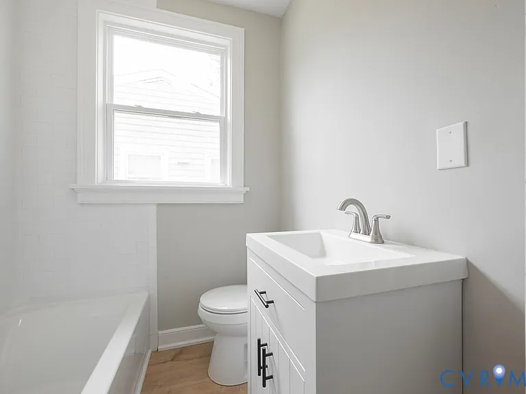 5318 Bloomingdale Ave — Photo 22