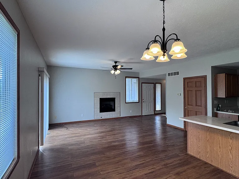 2069 Anjali Way #2 — Photo 4