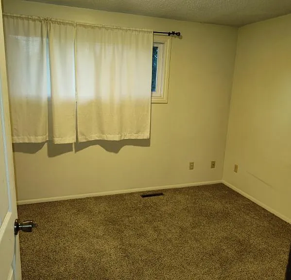 413 W Holland Ave #1 — Photo 6