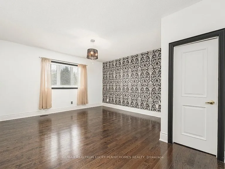 8 Heritage Woods Mnr — Photo 33