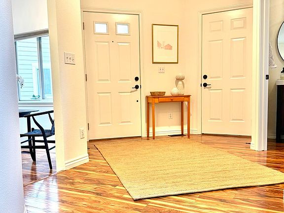 3rd image of 4824 Hopkins Pl