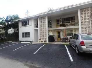 3212 Colony Club Rd APT 4, Pompano Beach, FL 33062