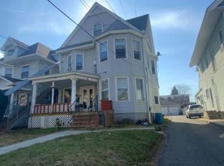 130-132 Murray St, Elizabeth City, NJ 07202
