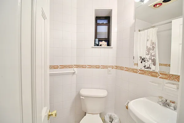 Rented by Julianna Realty Corp | media 22