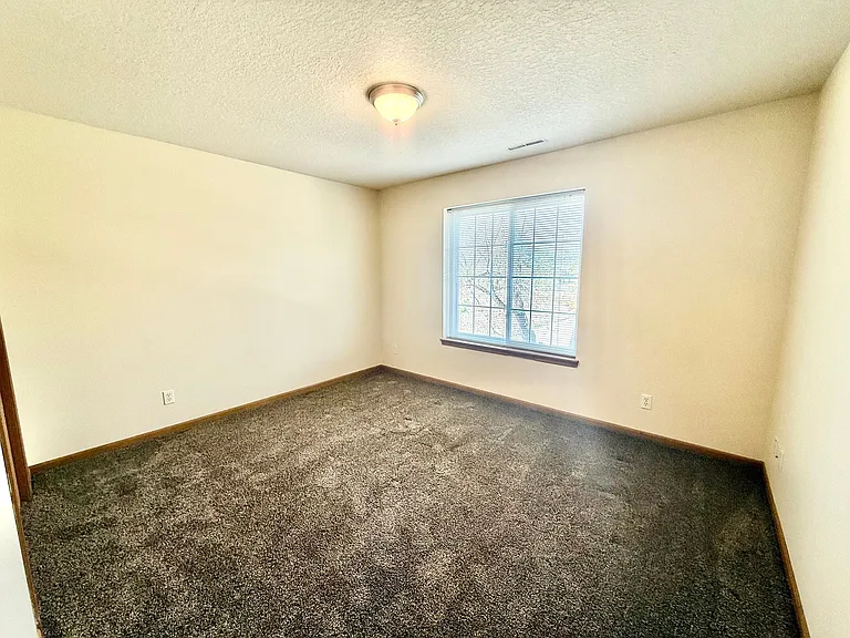 219 Crystal St — Photo 81
