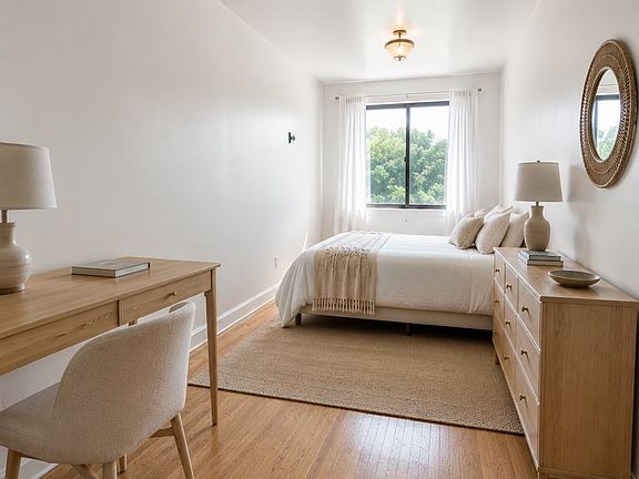3rd image of 154 1/2 Washington Ave Penthouse 1