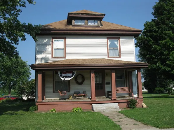 207 N Vine St, Wingate, IN 47994