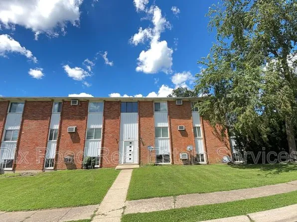 2 Hampshire Ct APT 10, Hamilton, OH 45011