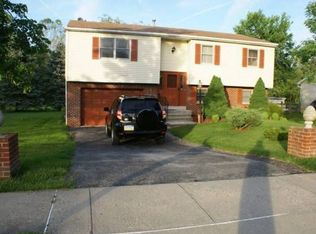 224 Park Dr, Downingtown, PA 19335