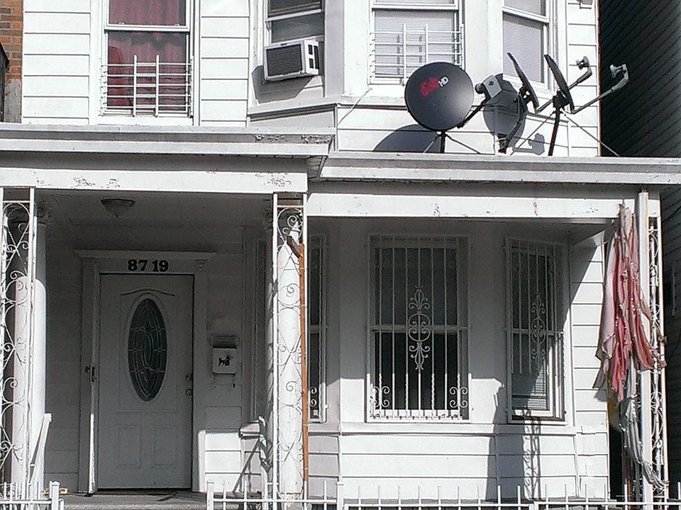 1st image of 8719 125th St