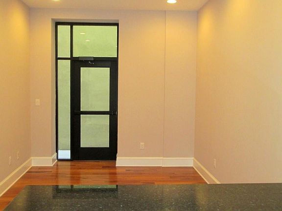 5th image of 615 S 6th St APT 104
