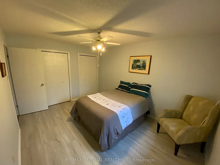 18 Helen St #2 — Photo 5