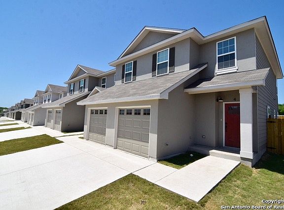 3rd image of 6407 Melanzane Ave Unit 4