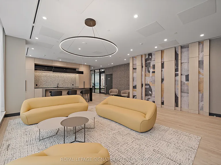 664 Spadina Ave #701 — Photo 28
