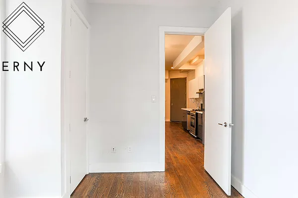 Rented by ERNY LLC | media 18