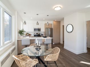 1450 Avenue Rd #3, Toronto, ON M5N2H7