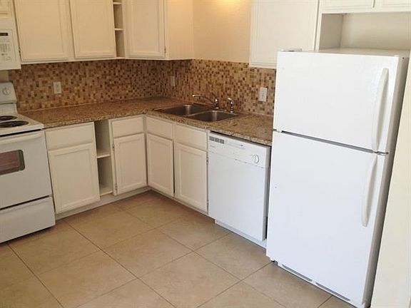 3rd image of 2616 Ektom Dr APT A