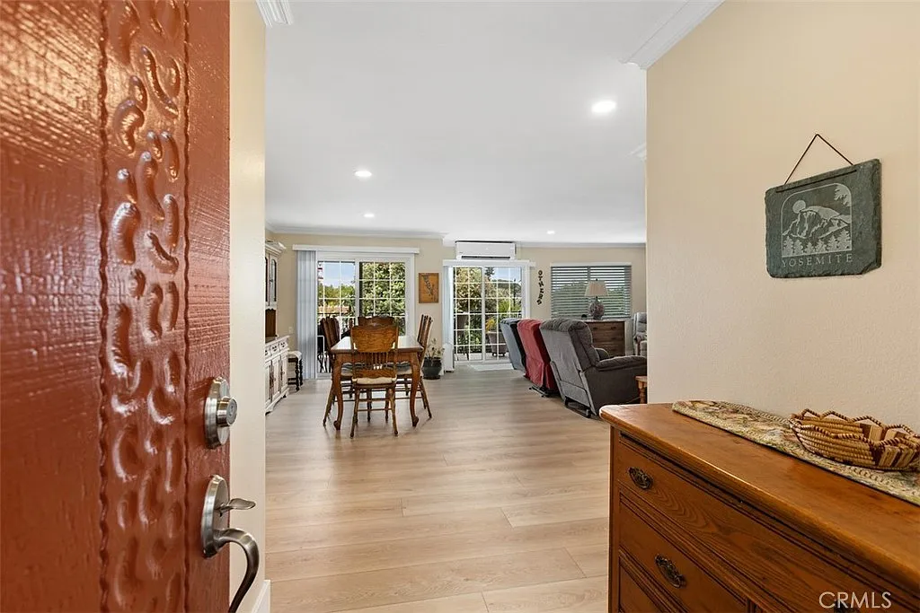 3 bed, 1662 sqft, $3,500 — Photo 4