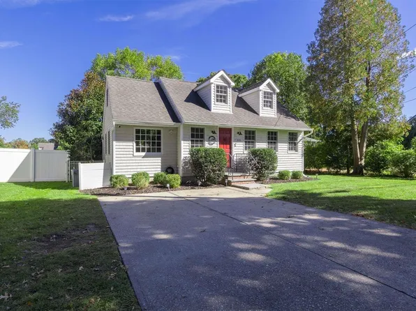 335 4th Avenue, Saint James, NY 11780