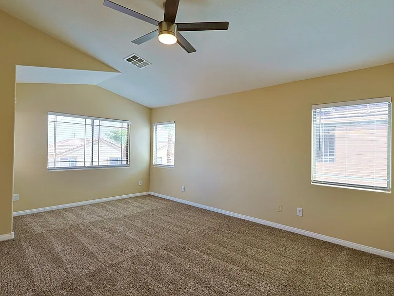340 Sweet Sugar Pine Dr — Photo 21